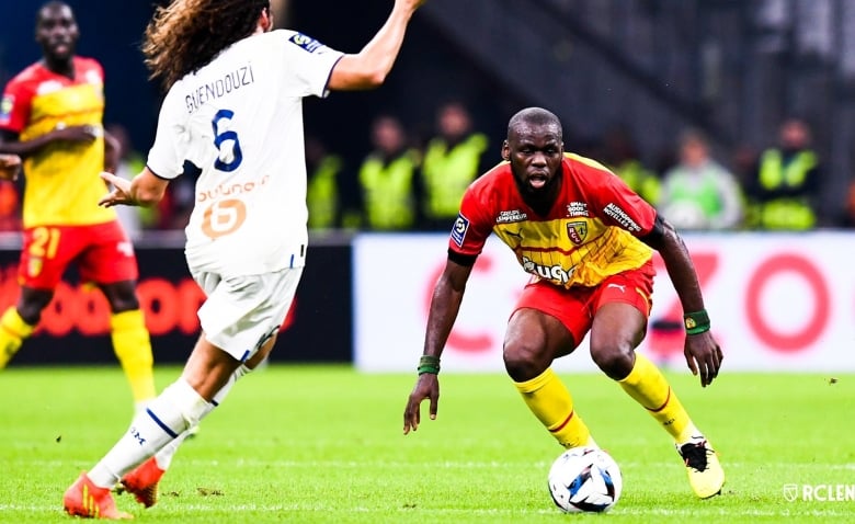 Rc Lens Les Sang Or Provoqu S Avant Le Choc Contre Lom