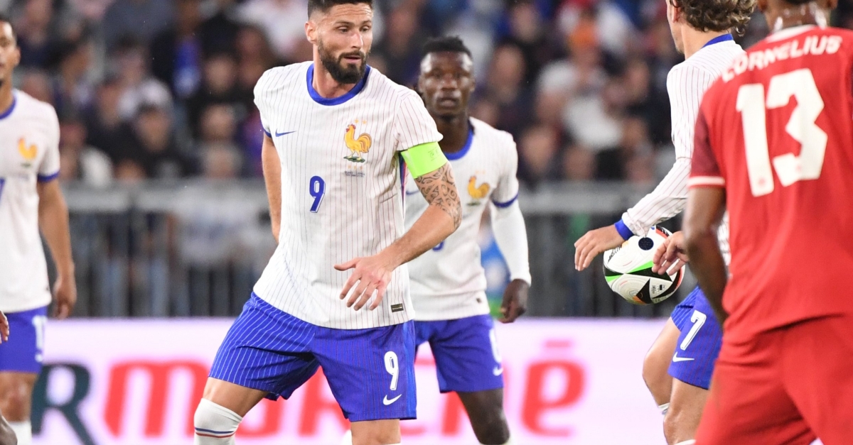 Equipe De France Un Nouveau Changement Majeur Dans Le Onze Avant L Euro