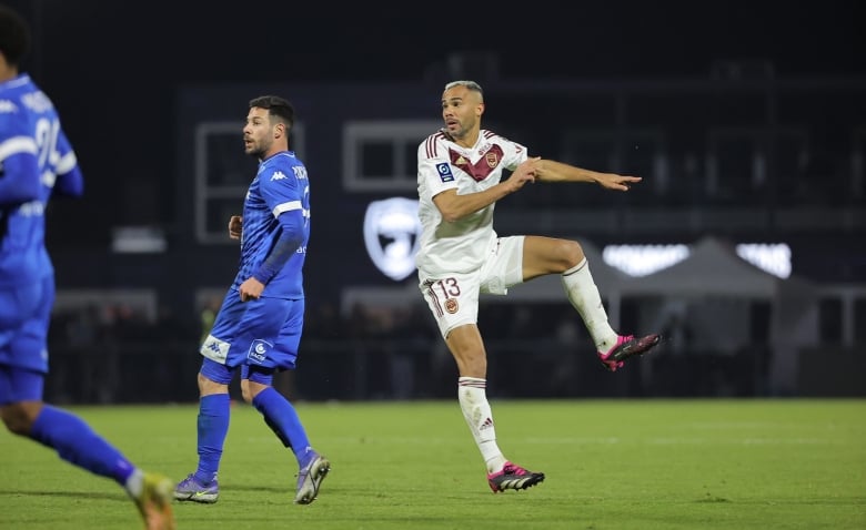 Illustration : "Girondins de Bordeaux : Des changements radicaux dans l'entrejeu après la défaite à Niort ? "