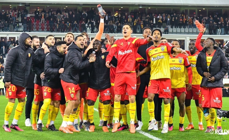 Rc Lens Un Signe Historique Pour Franck Haise