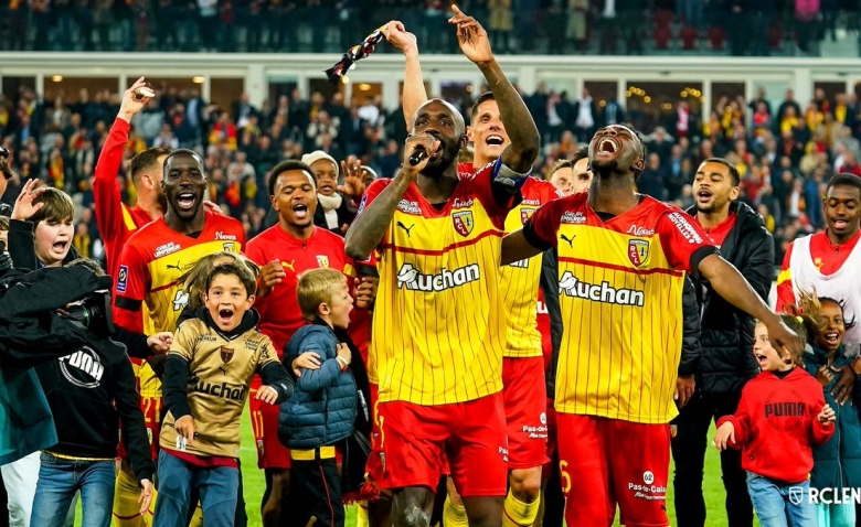 Illustration : "RC Lens : Un soutien important pour la fin de saison "