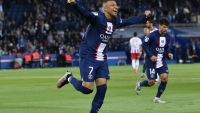 Illustration : "PSG : Un record de Jean-Pierre Papin dans le viseur de Kylian Mbappé"