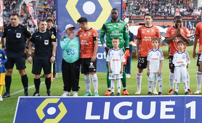 Illustration : "FC Lorient : Terrible annonce à l’aube du championnat !"