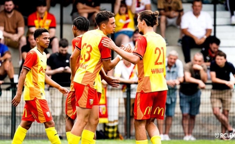 Illustration : "Mercato Lens : Un quiproquo dans ce transfert majeur !"