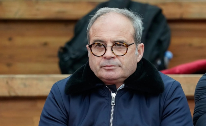 Illustration : "Mercato PSG : Un départ acté pour un indésirable  "