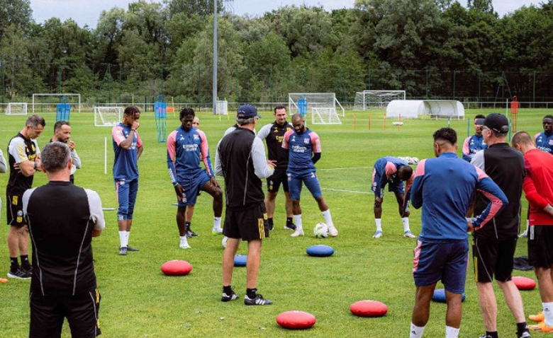 Illustration : "OL : Plusieurs insatisfactions observées par Laurent Blanc"