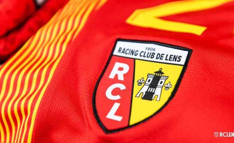 Illustration : "RC Lens : Un joueur qui inquiète dans l'effectif des Sang et Or ? "