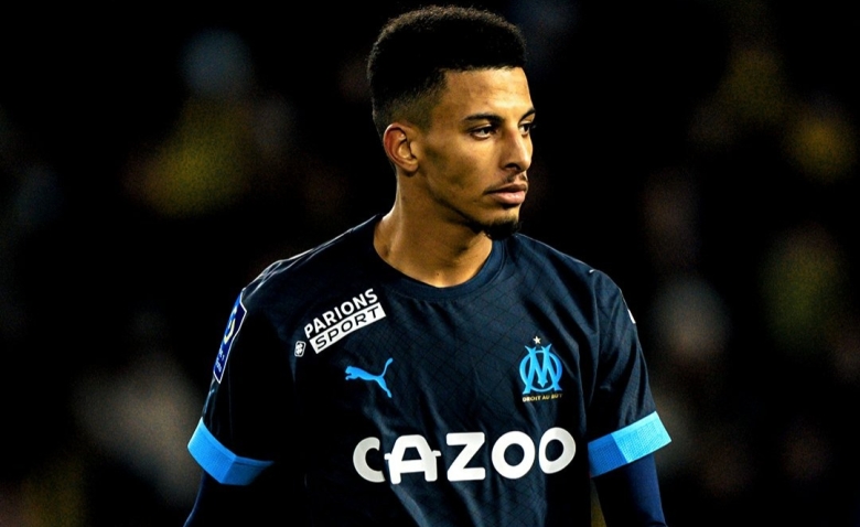 Illustration : "Mercato Lens : Un gros coup tenté pour renforcer l’entrejeu ?"