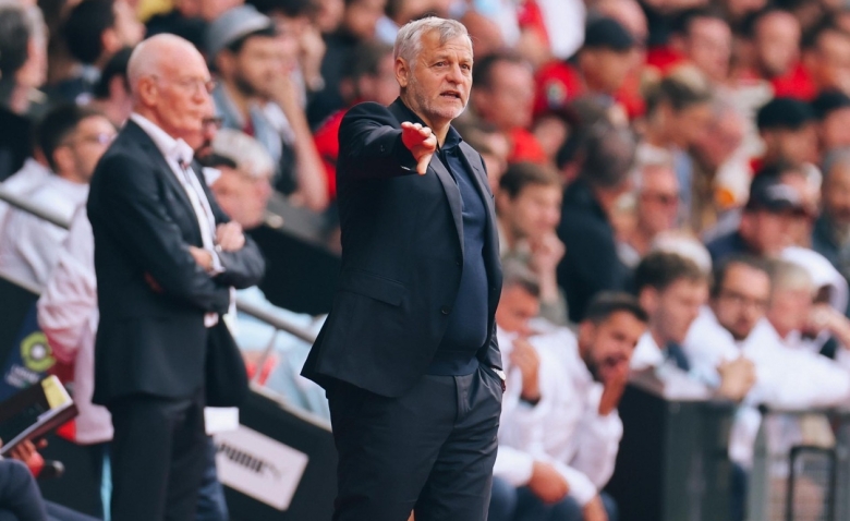 Illustration : "Stade Rennais : Une déclaration alarmante de Bruno Génésio avant la trêve ?"