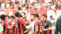 Illustration : "OGC Nice : Un joueur prêt à bousculer la hiérarchie avant la reprise !"
