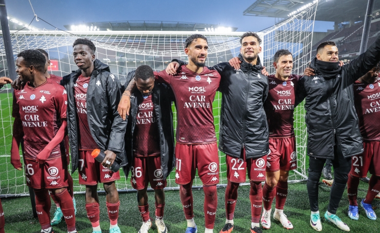 Illustration : "FC Metz : Un joueur de Boloni reçoit des éloges notables ! "