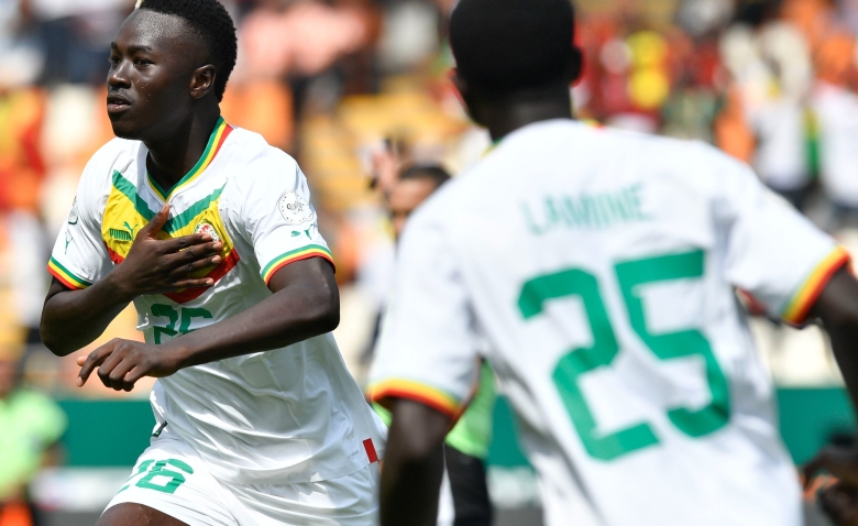 Illustration : "Sénégal – Gambie : Pourquoi la diffusion du match a-t-elle été interrompue en première mi-temps ?"