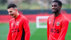 Illustration : Mercato Nice : Un joueur prestigieux proche du club malgré la forte concurrence ?