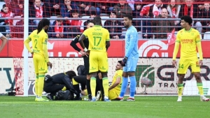 Illustration : Stade de Reims - FC Nantes : Jocelyn Gourvennec peste de nouveau contre l’arbitrage 