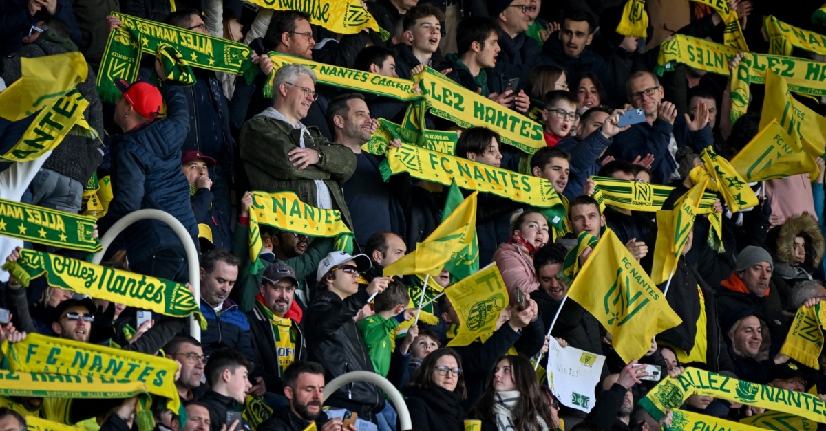 L'arrêté préfectoral plombe le moral des supporters nantais avant le déplacement à Marseille thumbnail