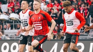 Illustration : Mercato Rennes : Un départ imprévu en passe de bousculer l'effectif ? 