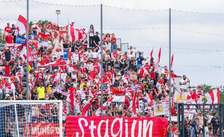 Illustration : "Mercato Monaco : Un cador européen pousse pour recruter un cadre de l'effectif !"