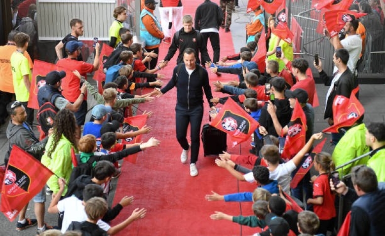 Illustration : "Stade Rennais : Une stratégie contestée inquiète les supporters "