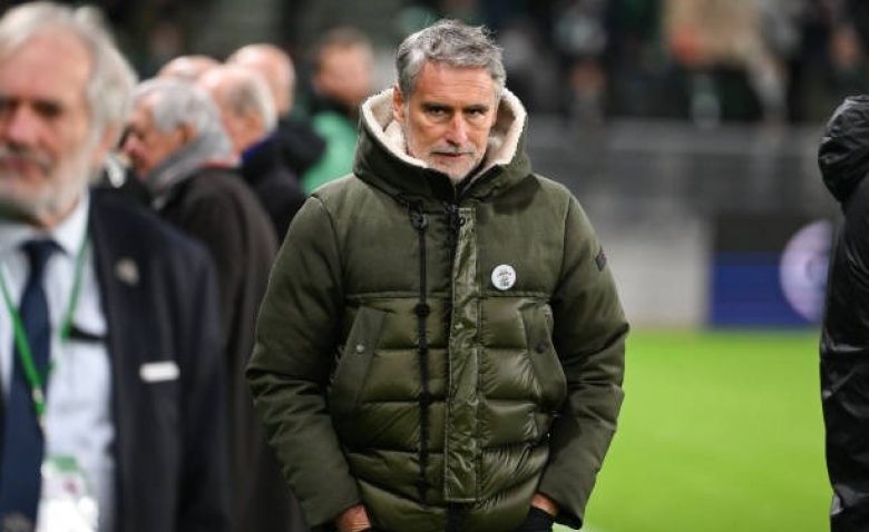 Illustration : "ASSE : Dall'Oglio s'emporte face aux critiques "