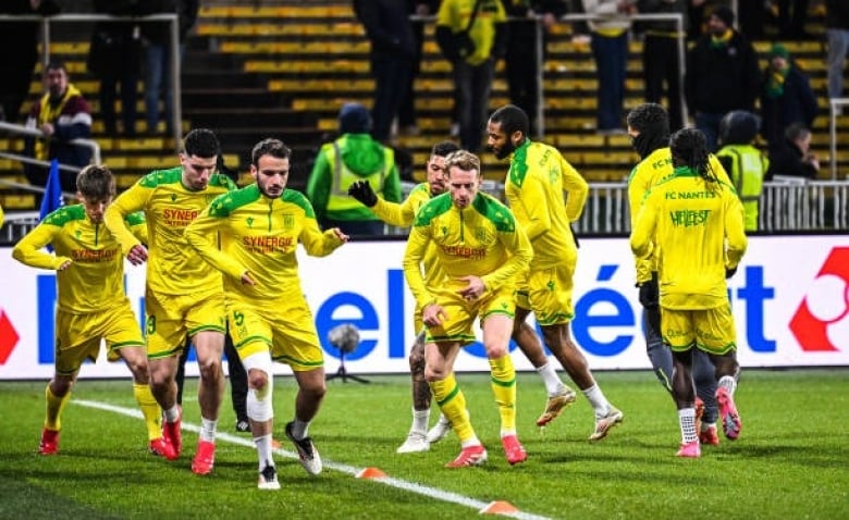 Illustration : "FC Nantes : Un crack offensif en plein développement chez les Canaris !"