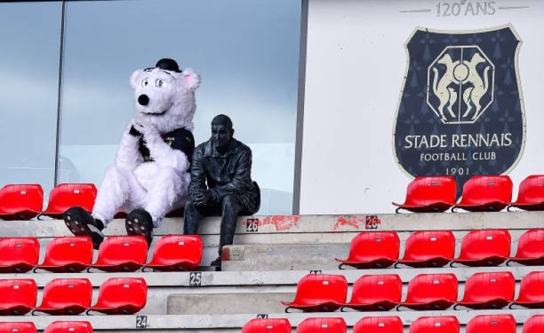 Illustration : "Mercato Rennes : Une signature prometteuse à l'origine d'un gros flop cet été "