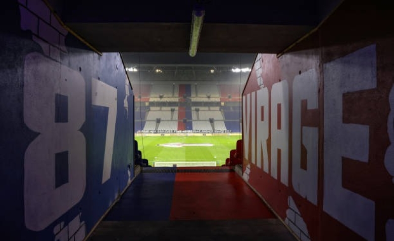 Illustration : "Mercato OM : Un ancien crack de l'OL ciblé, un grand changement dans le onze en 2025-2026 ?"