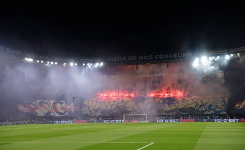 Illustration : "PSG : Une belle surprise annoncée au Parc des Princes face à Arsenal !"