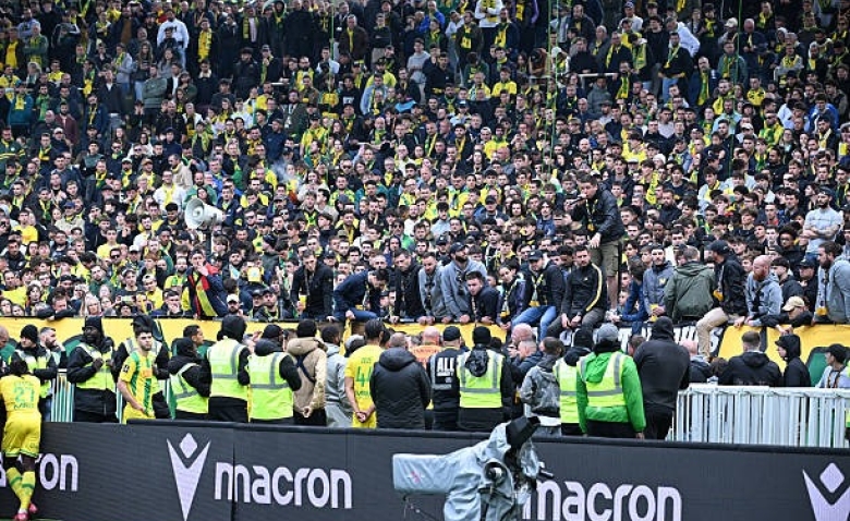 Illustration : "FC Nantes : Un chant de la Brigade Loire a fortement contrarié un cadre "