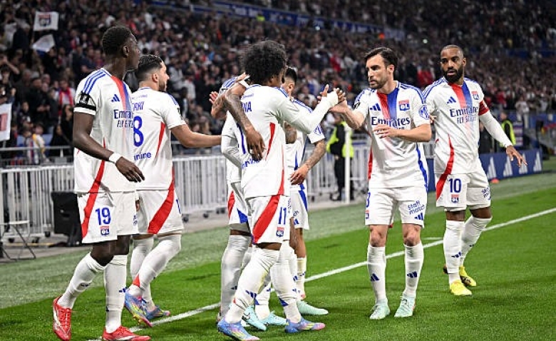 Illustration : "Mercato OL : Un cadre des Gones fait une grande confession sur son avenir !"