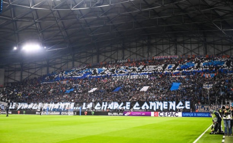 Illustration : "Mercato OM : Une offre dérisoire pour un crack suscite la colère des supporters "