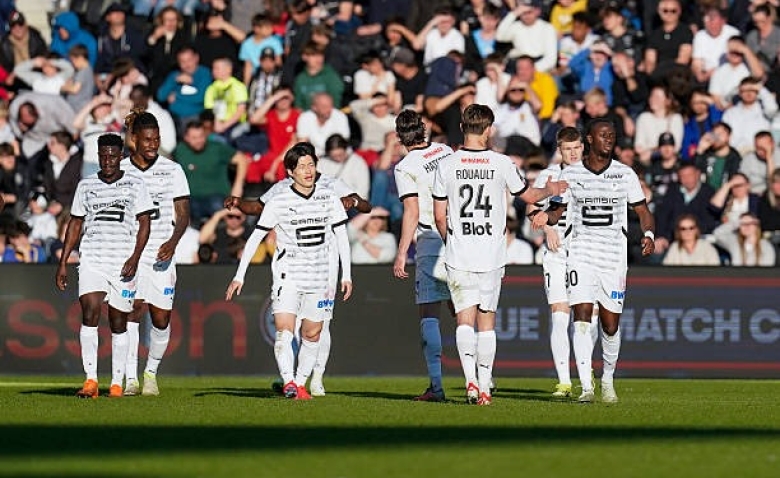 Illustration : "Mercato Rennes : Immense inquiétude pour l'avenir d'une révélation 2024-2025"