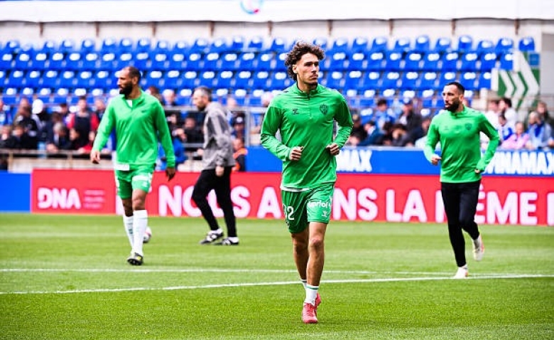 Illustration : "ASSE -TFC  : Un retour à la surprise générale évoqué pour transcender les Verts !"