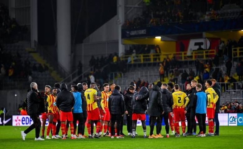 Illustration : "Mercato Lens : Deux cadres sur le départ pour plomber le moral des troupes après Still ?"