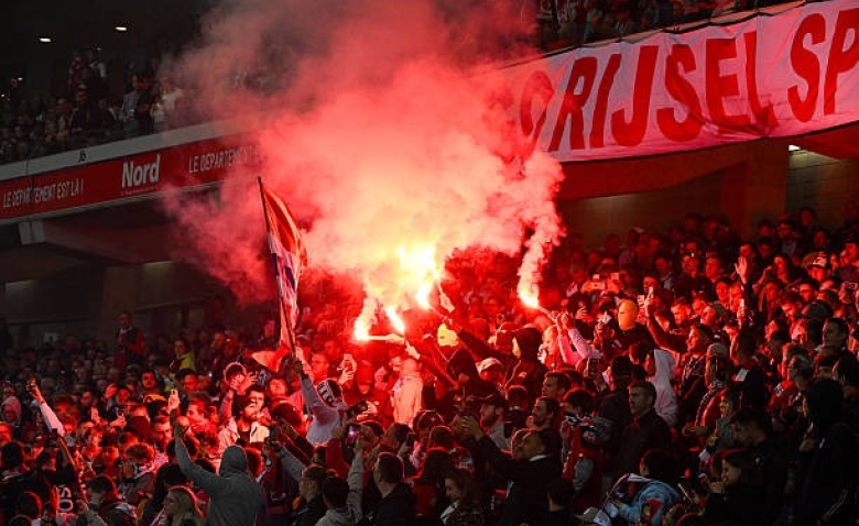 Illustration : "Mercato LOSC : Une excellente nouvelle vient soulager les supporters en vue de 2025-2026 !"