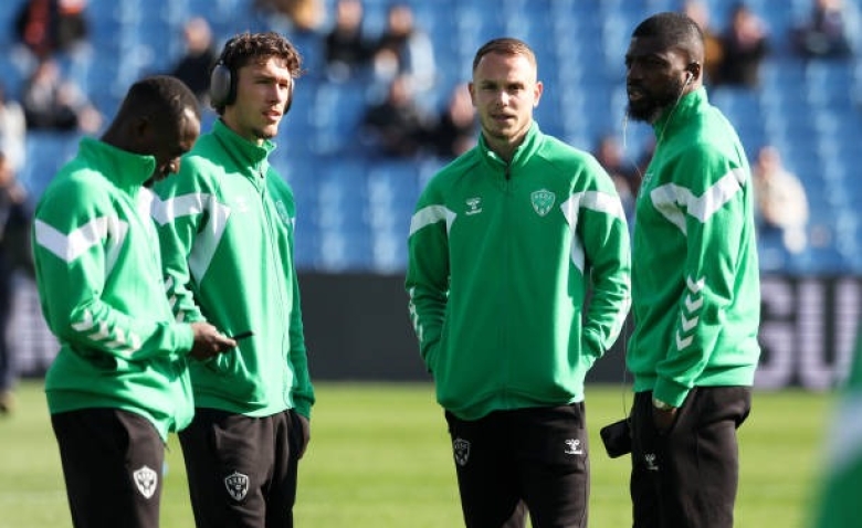 Illustration : "Mercato ASSE : Les Verts contraints de laisser filer une pépite pour remonter la pente "