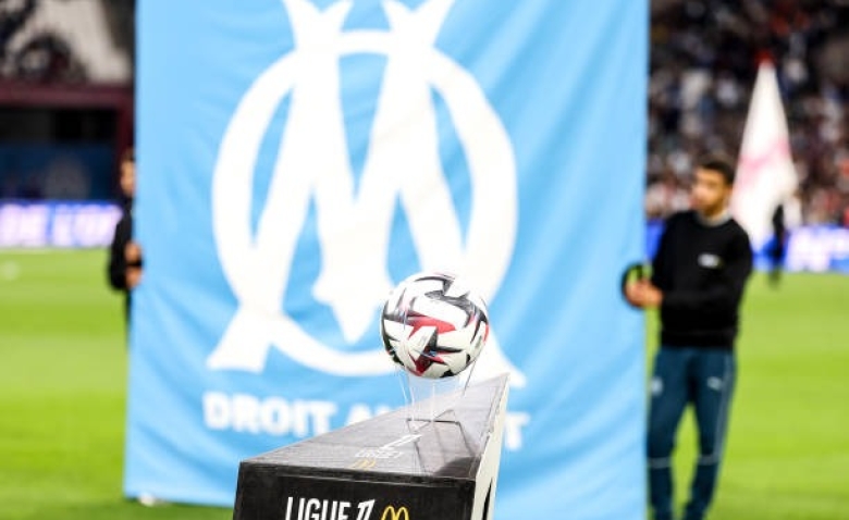 Illustration : "Mercato OM : Longoria prêt à sortir le grand jeu pour une pépite de Ligue 2 !"