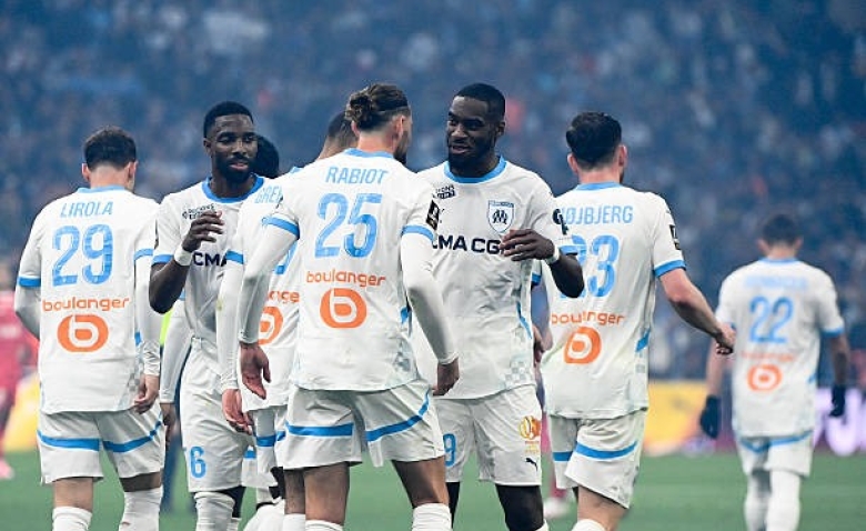 Illustration : "Mercato OM : Un cadre décline trois propositions et réclame un contrat XXL à Marseille !"