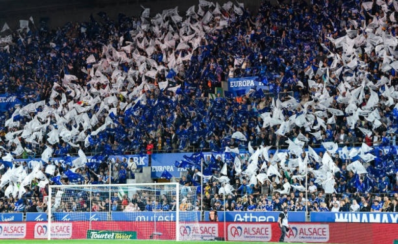 Illustration : "Mercato Strasbourg : Une offre majuscule venue de Premier League pour un phénomène !"