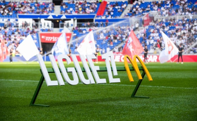 Illustration : "Mercato OL : Un premier renfort de l'été fait déjà polémique chez les Gones "