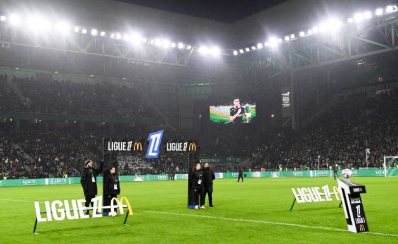 Illustration : "Mercato ASSE : Un départ significatif sur le point d'être officialisé en défense"