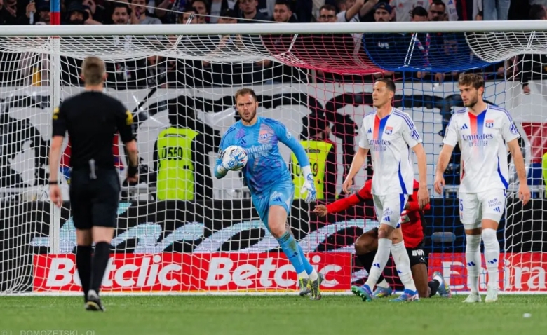 Illustration : "Mercato OL : Du mouvement attendu chez les gardiens !"