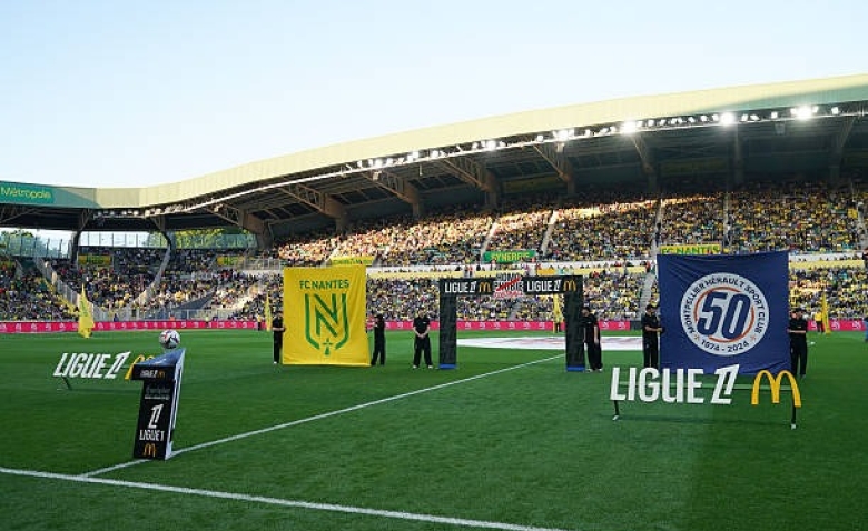 Illustration : "Mercato Nantes : Un club très ambitieux de L1 prêt à sortir le grand jeu pour un ailier !"