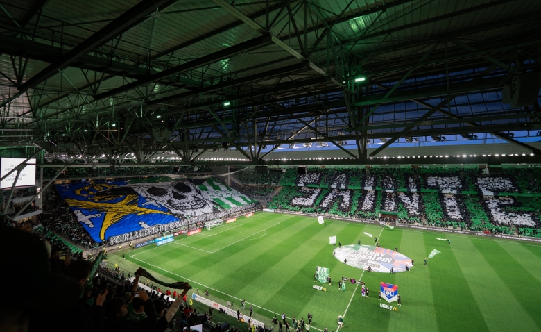 Illustration : "ASSE : Un engouement spectaculaire observé pour 2025-2026 malgré la relégation en L2 !"