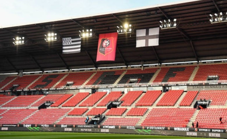 Illustration : "Mercato Rennes : Un petit poucet de Ligue 1 négocie pour signer un phénomène du SRFC "