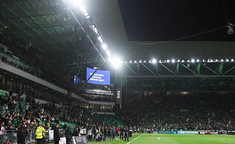 Illustration : "Mercato ASSE : Un Vert annoncé sur le départ finalement parti pour rester en Ligue 2 !"