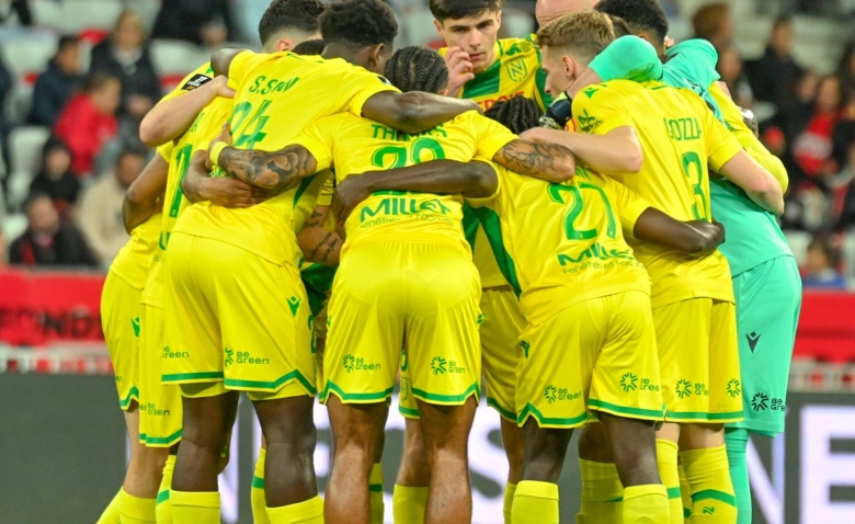 Illustration : "Mercato FC Nantes : Un jeune talent en partance vers la Ligue 2"