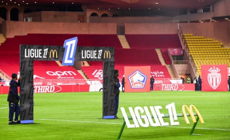 Illustration : "Mercato Monaco : Une troisième piste estivale alléchante après les dossiers Pogba et Fati !"