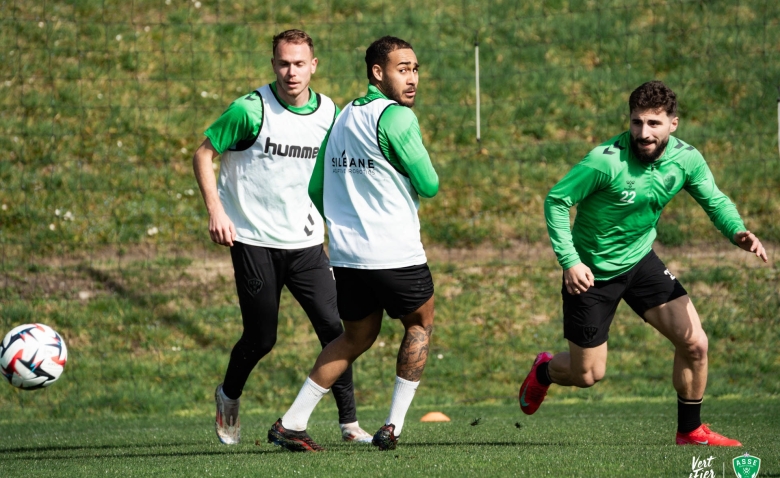 Illustration : "Mercato ASSE : Un monstre défensif prêt à dynamiter la Ligue 2"