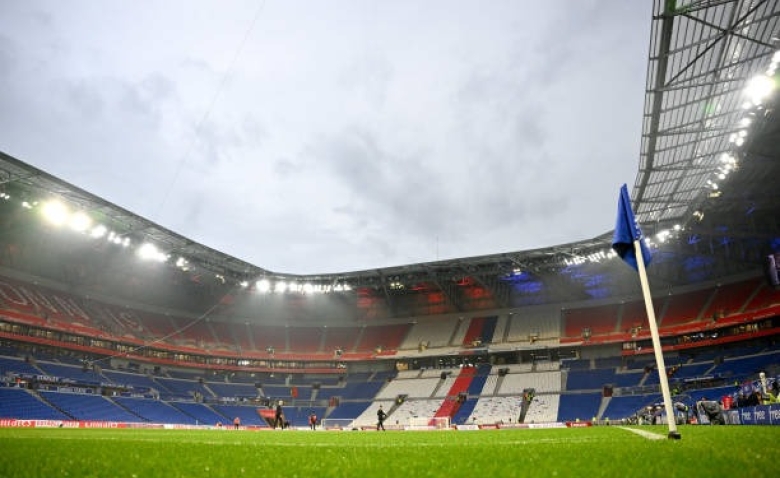 Illustration : "Mercato OL : Deux nouvelles ventes susceptibles de sauver les finances des Gones ?"