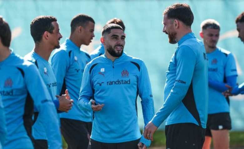 Illustration : "Mercato OM : Une cible offensive concurrentielle en passe de filer entre les doigts des Marseillais"